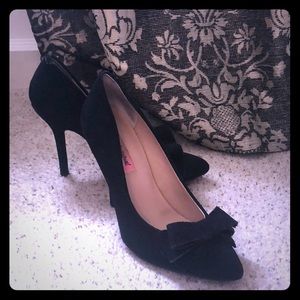 Betsy Johnson Suede Bow Pumps